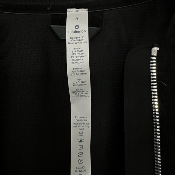 Lululemon Stand Out Sherpa Jacket - BNWT - Picture 6 of 8